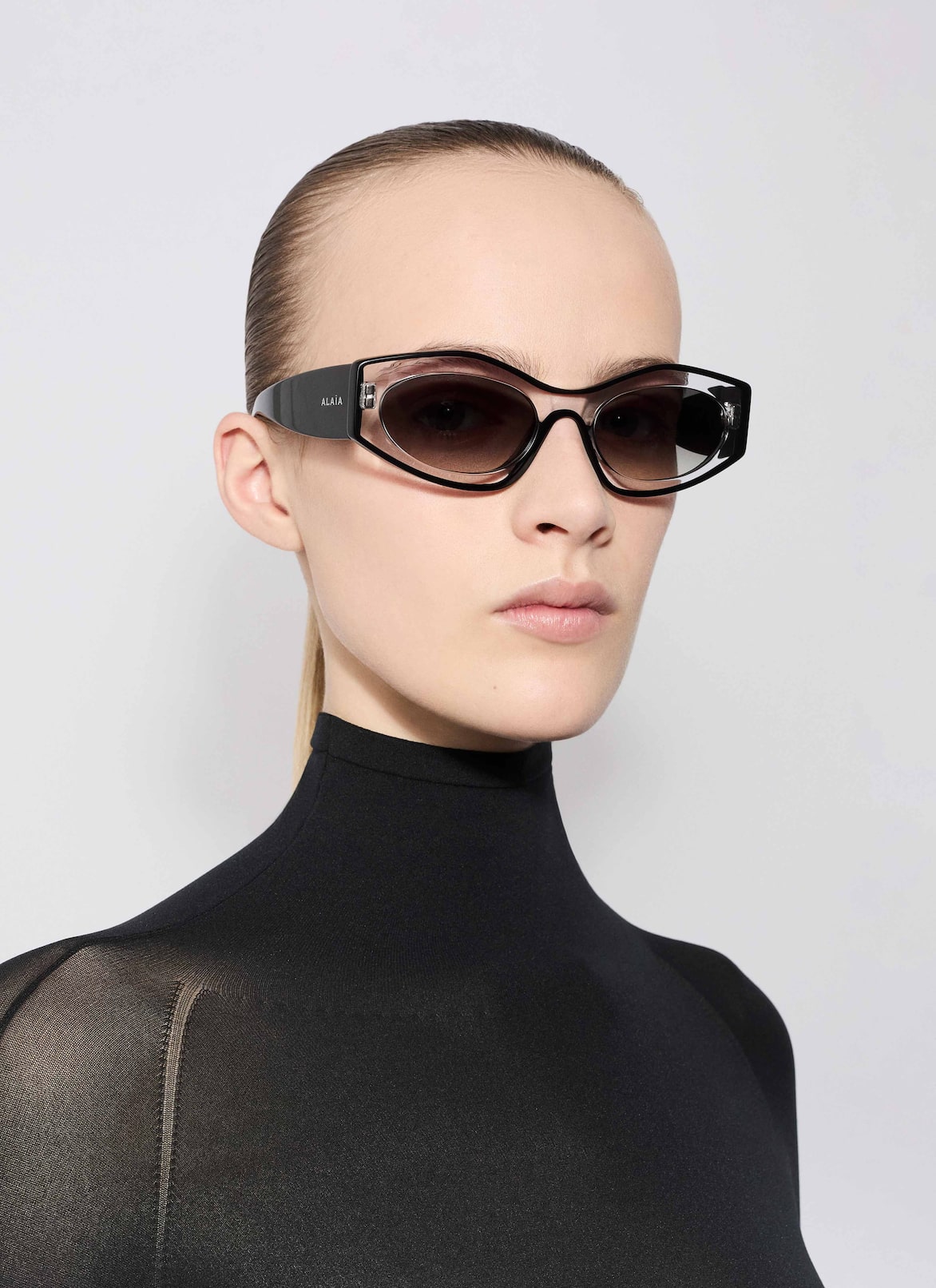 CAT EYES SUNGLASSES ALAÏA BLACK CAT EYES SUNGLASSES